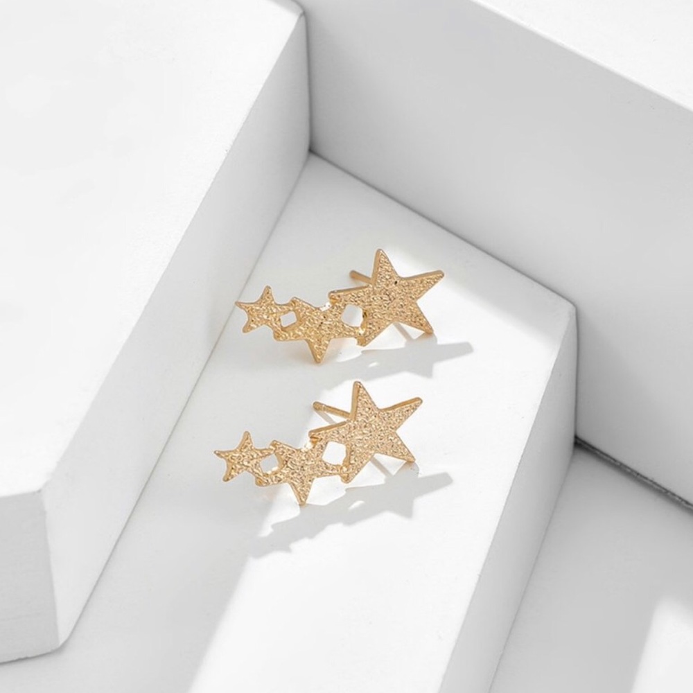 🧚🏼‍♀️Boho 3 Shooting Star Gold Tone Earrings